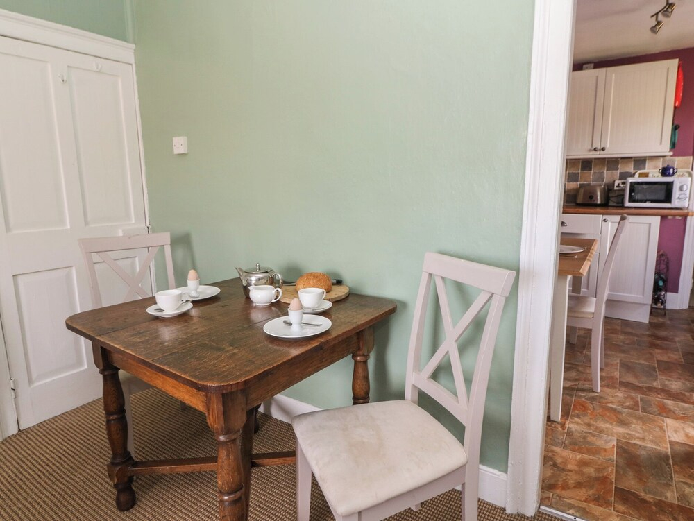 Cantref House Top Floor