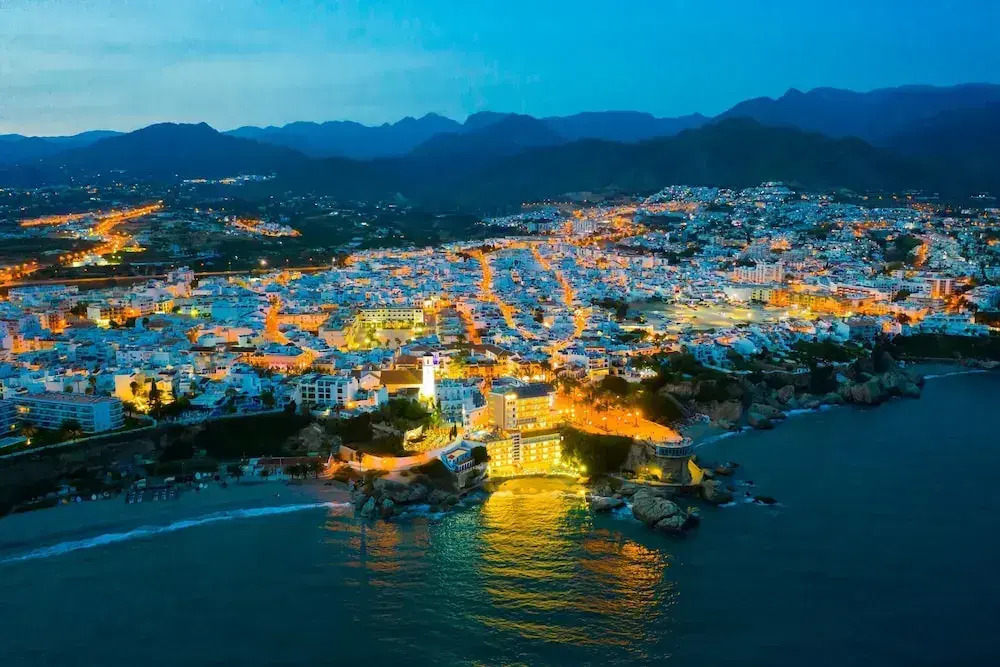 Nerja City Center Apartment