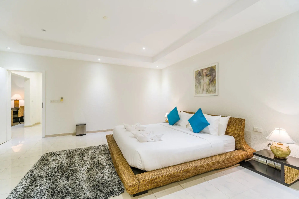 Pool Villa Pattaya H52