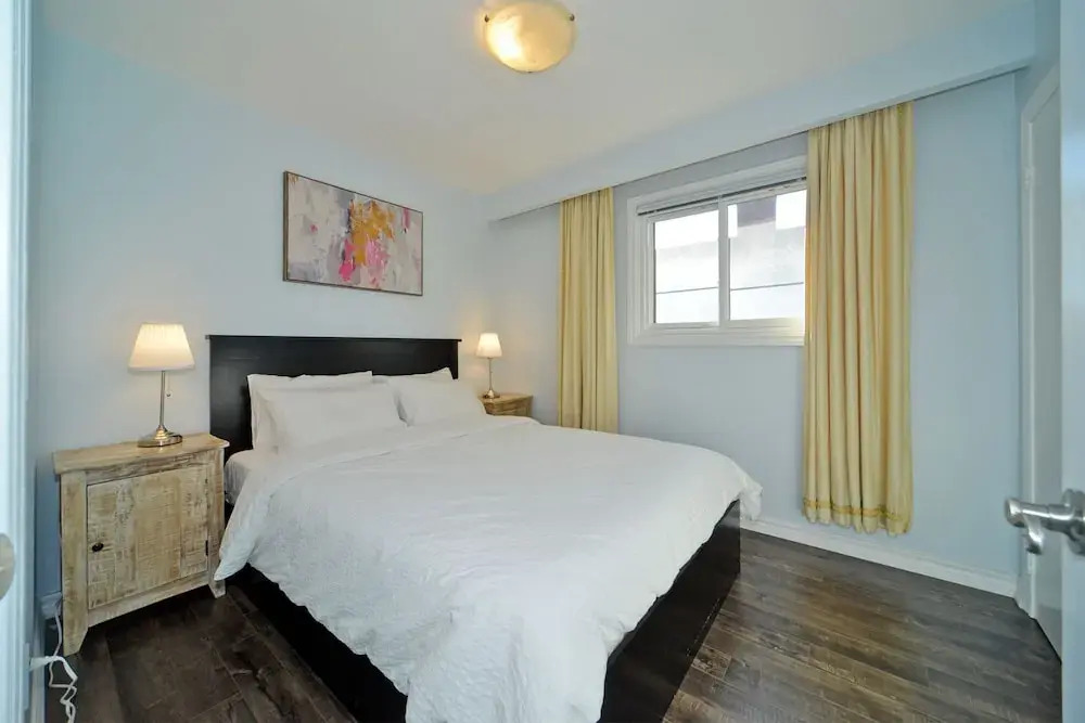 Toronto Luxury Suites