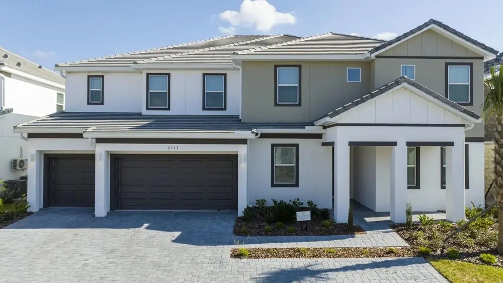 Amazing Large Home Near Parks