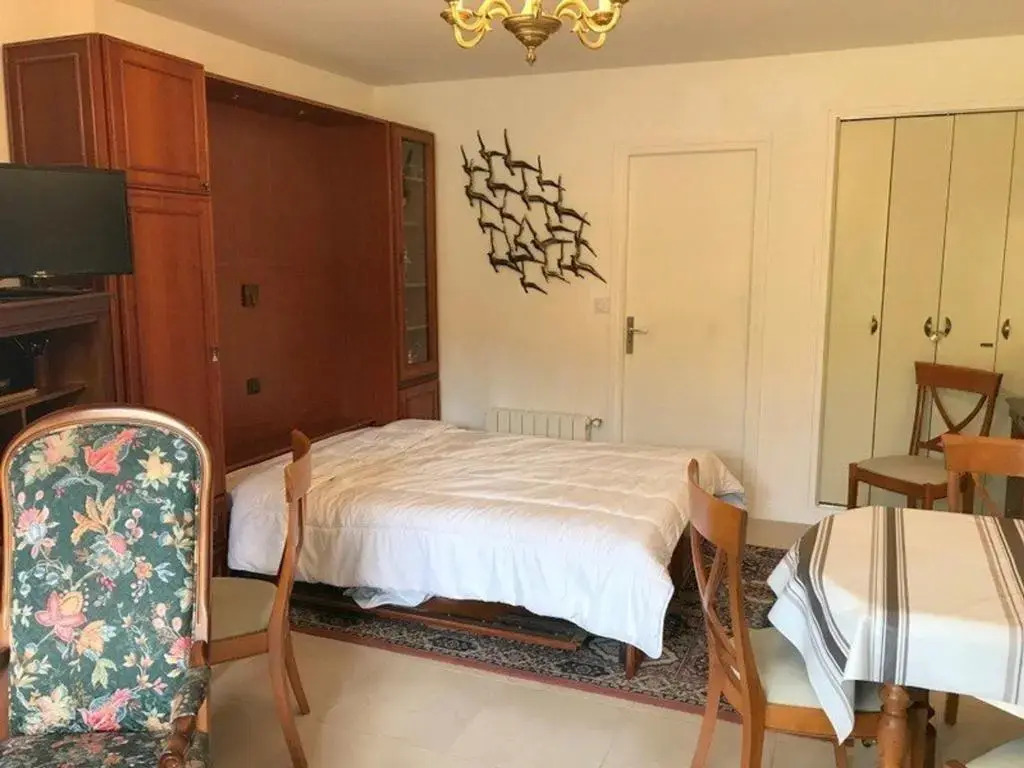 Appartement Saint-Jean-de-Luz, 1 pièce, 2 personnes - FR-1-4-521