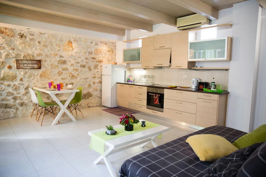 AC Homes Christos