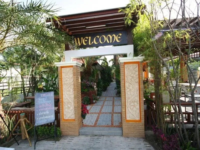 Tee Hut Resort