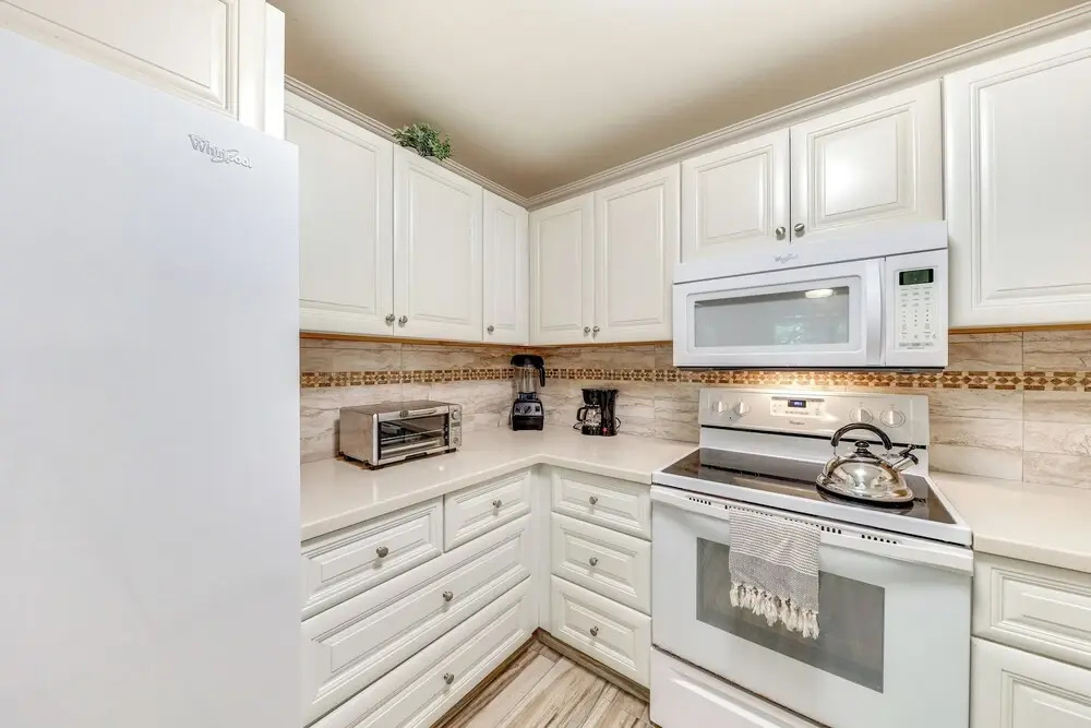 ~ 2 Mi to Beach: Princeville Condo w/ Private Deck