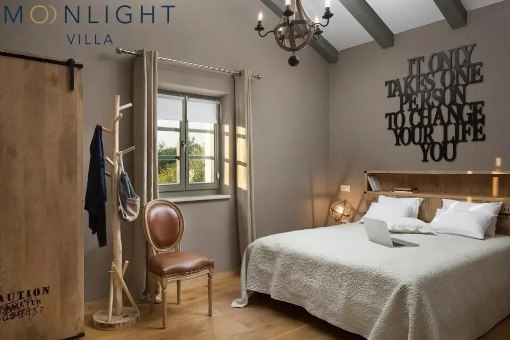 Moonlight Villa 2