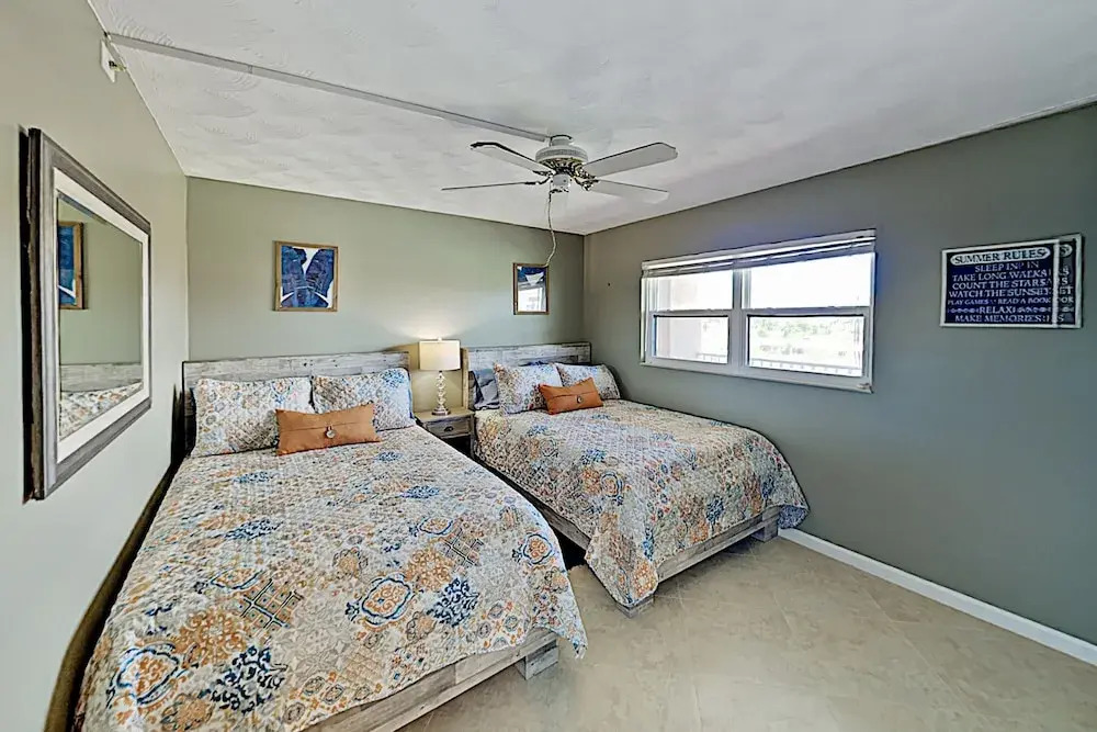 New Listing! Waterfront W/ Pool & Dock 2 Bedroom Condo