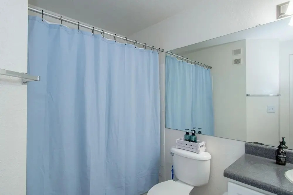 Relax, Revive and Renew in a great apt!