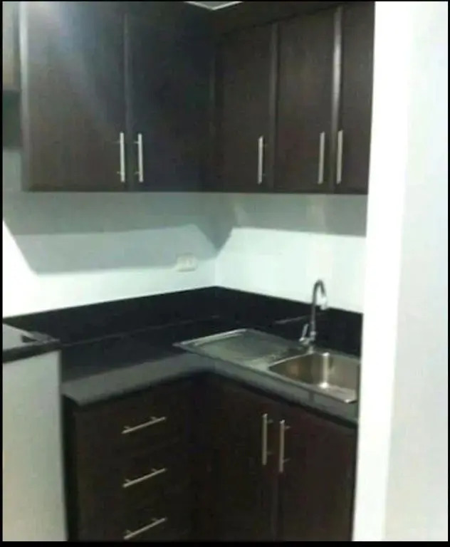 1br condo Cubao Manhattan Parkview tower2