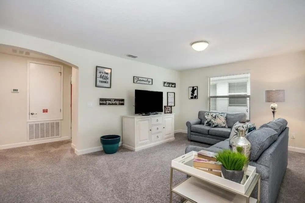 Amazing Storey Lake 5 Bedroomkcc Villa by Redawning