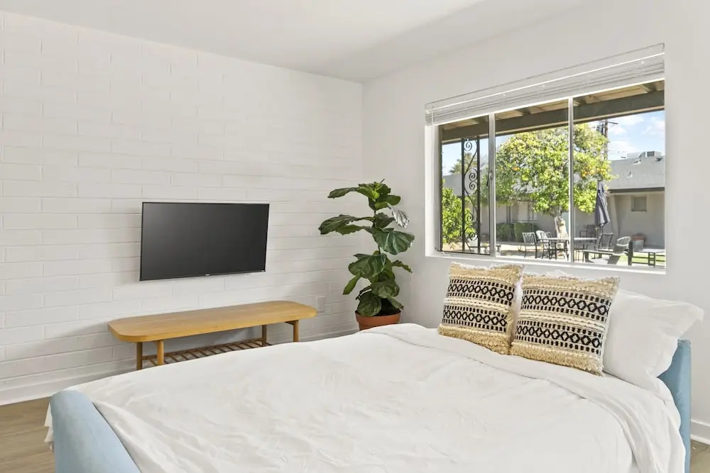 Lovely 1-bedroom condo in Biltmore