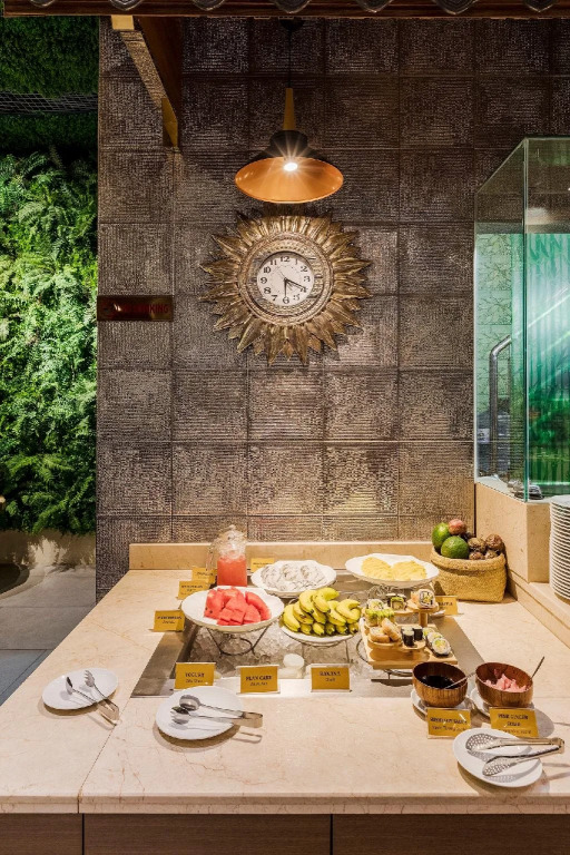 Sunflower Luxury Hotel