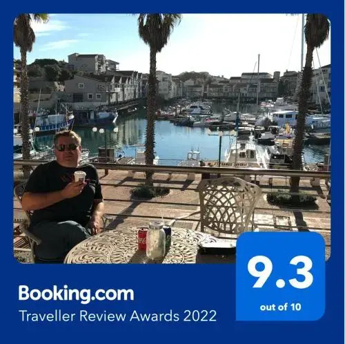 Port Hotel