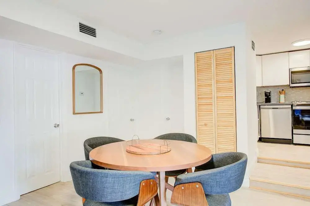 Renzzi Wynwood House