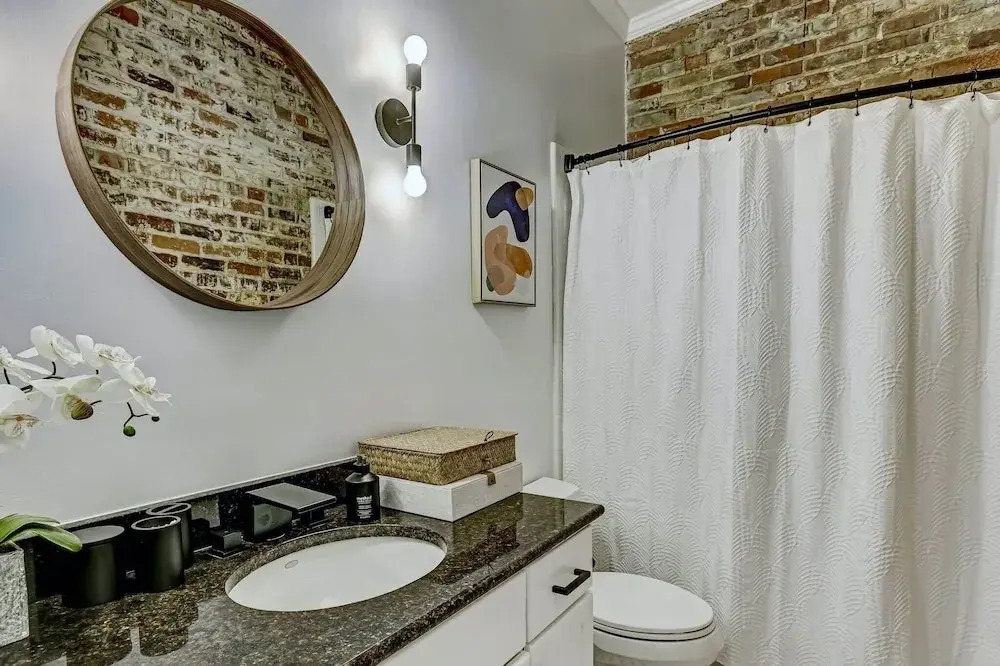 West End Loft - Downtown 5 min Walk to River St, Savannah