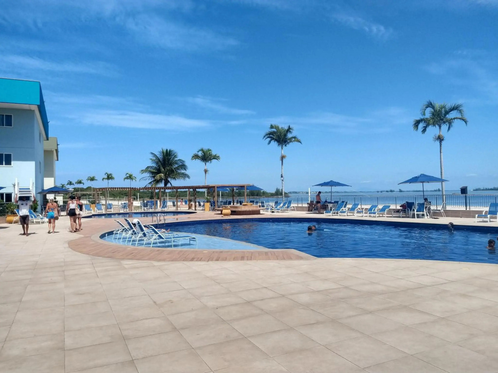 Golden Lake Residence - Apart Hotel - pé na areia, agua de côco e cervejinha