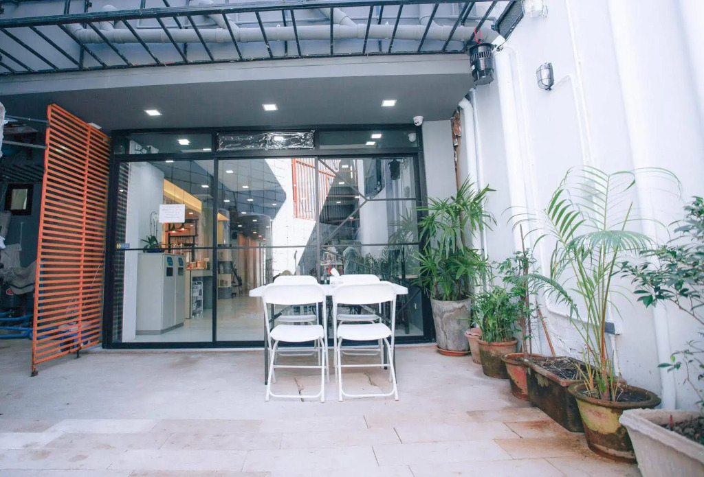 D-Well Hostel