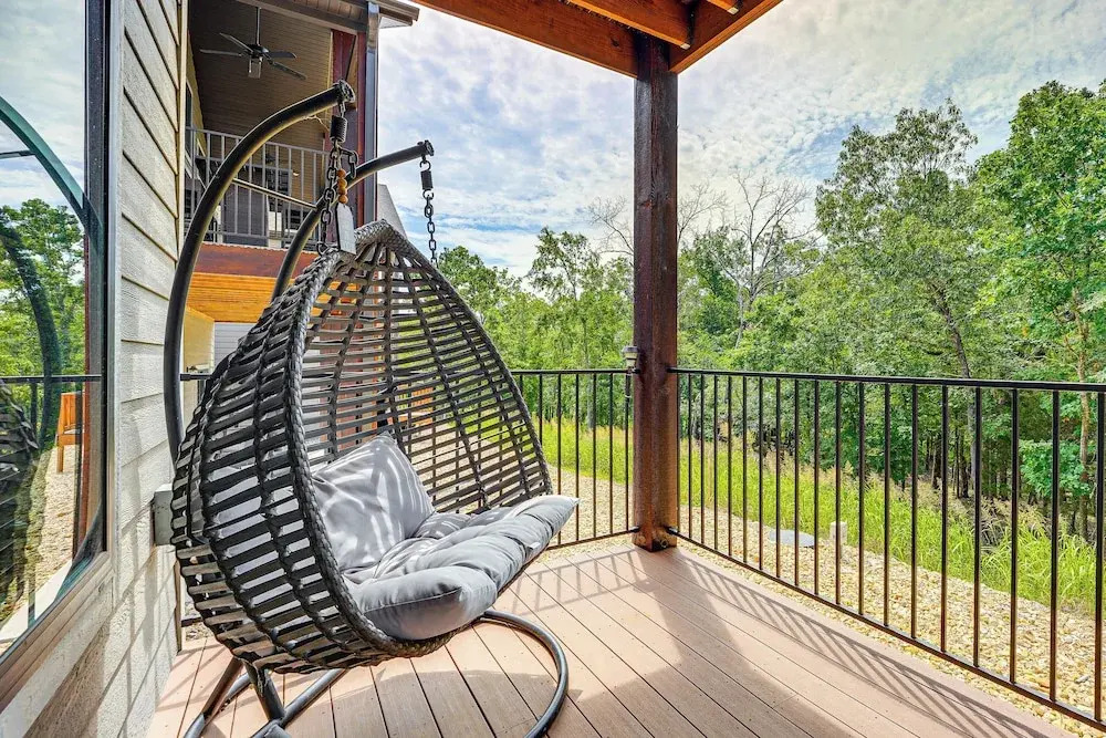 Branson Gem w/ Hot Tub Access & Private Boat Slip!