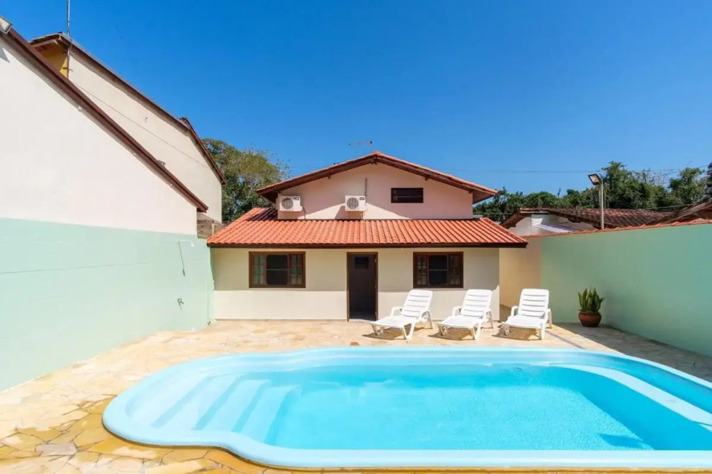 BH12 - Barra Seca · BH 12: CASA DE PRAIA GOSTOSA COM ÁREA GOURMET
