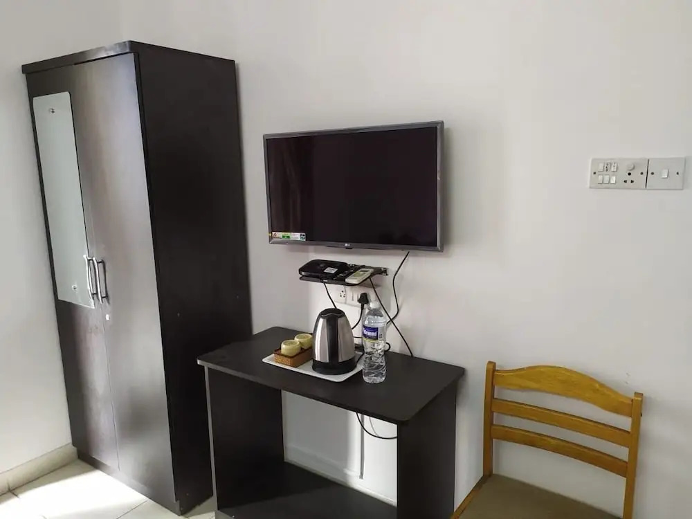 Happy Stay Service Apartment