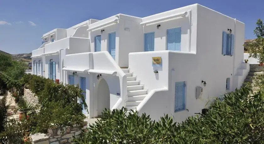 Danaides Apartments