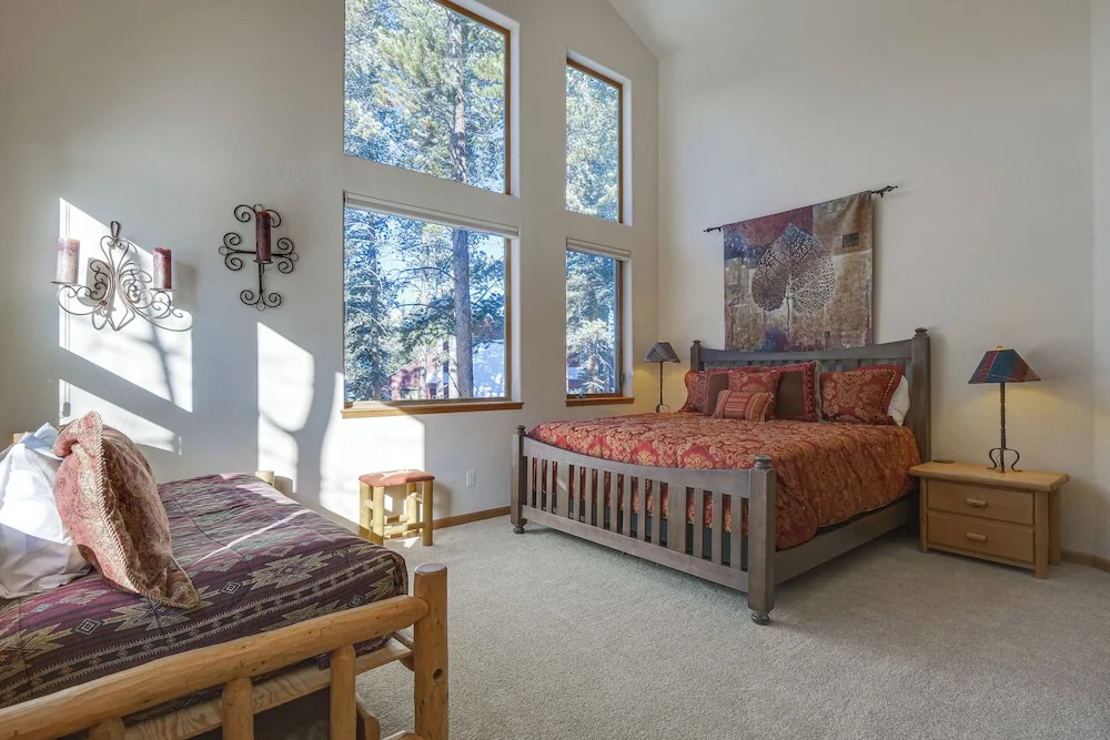 Near Ski Access: Home w/ Hot Tub in Breck!