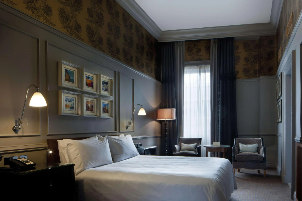 The Caledonian Edinburgh, Curio Collection by Hilton