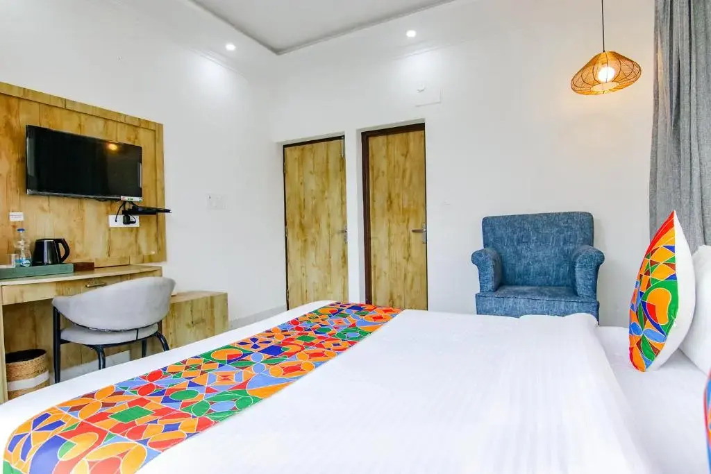 FabHotel Sierra Inn