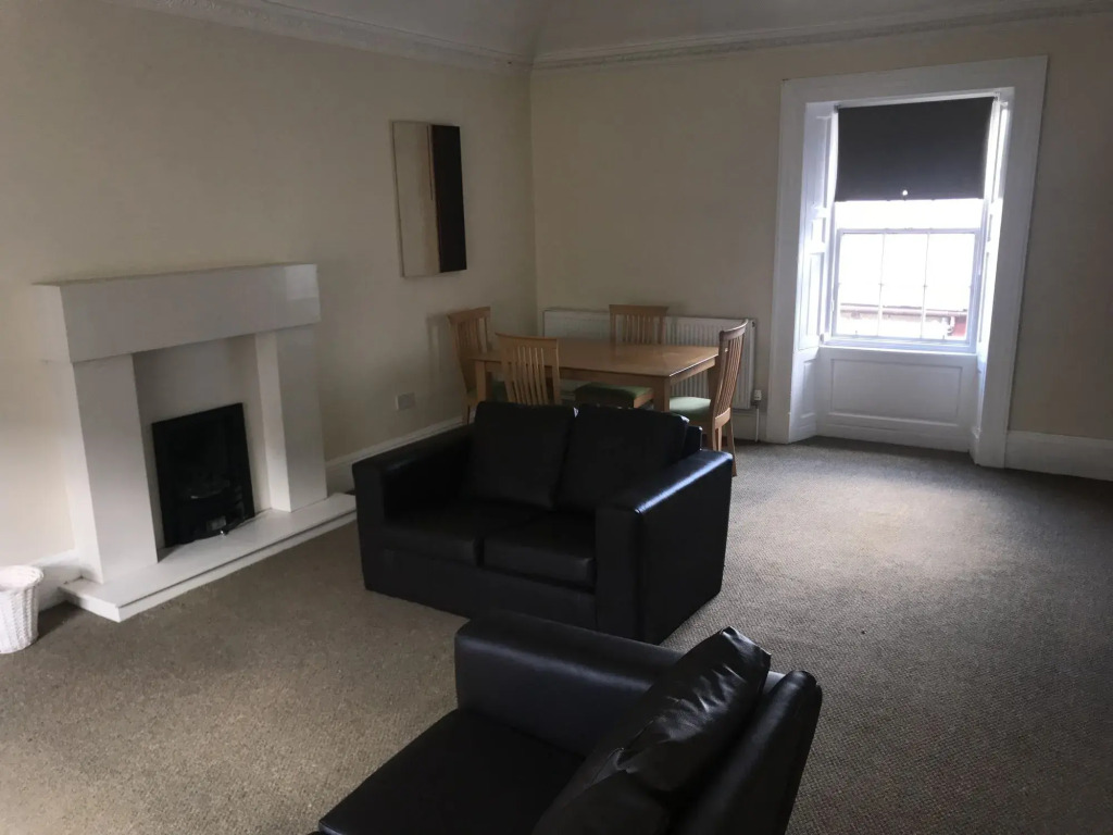 Smithyends Apartment
