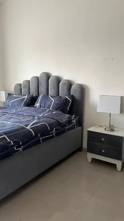 Lovely 2 bedroom with parking for rent in ajman