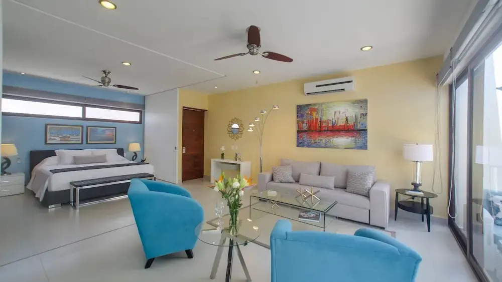 LAO PH1 Golf Course View Loft by Gate48