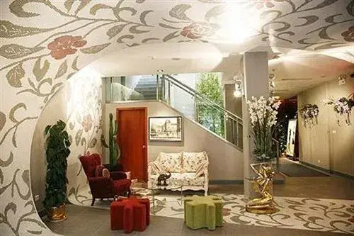 Wuhan Jiangtian Meile Hotel