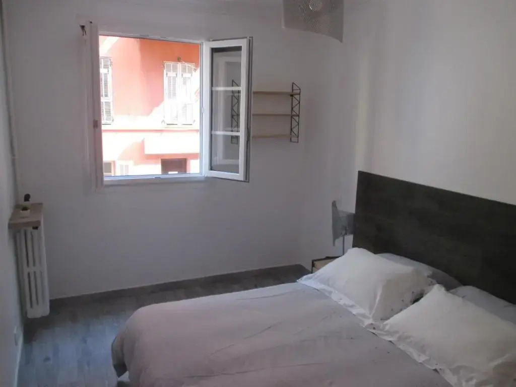 Bright Apartment Old Town