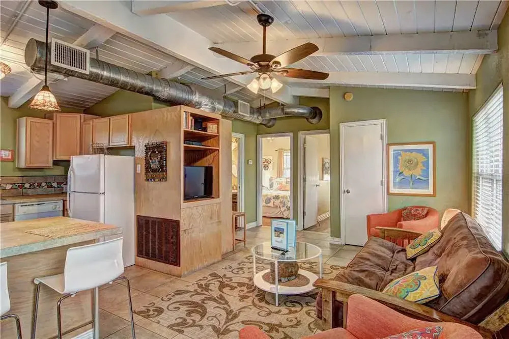 A Lil Nauti 2 Bedrooms 1 Bathroom Home