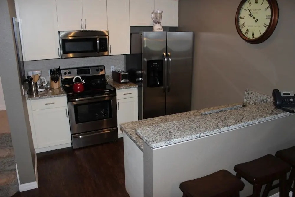 Aco63670 - Lucaya Village - 3 Bed 2 Baths Townhouse