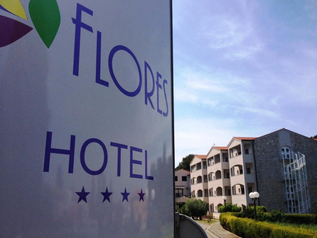 Hotel Flores