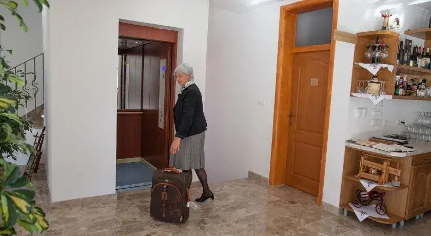 Hotel Almira