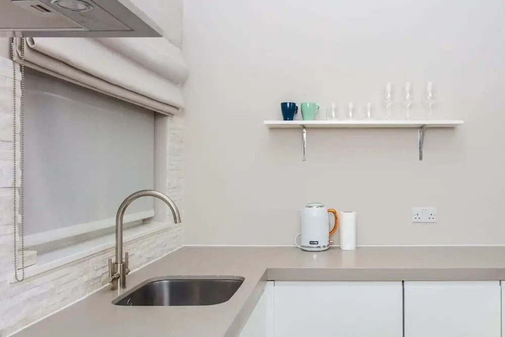 Modern & Spacious 1 Bedroom Apartment in London