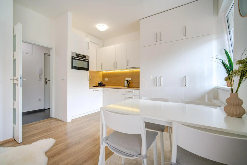 Urban Apartments by Homester