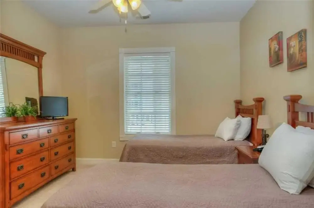 Magnolia Pointe 204-4879