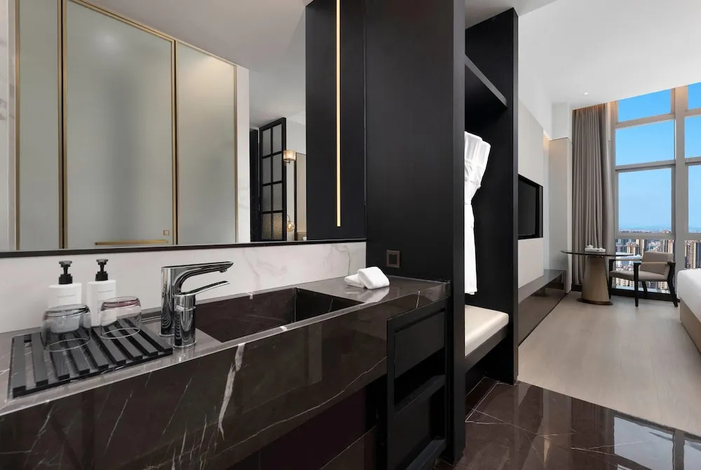 Days Hotel By Wyndham Shantou Zhugang