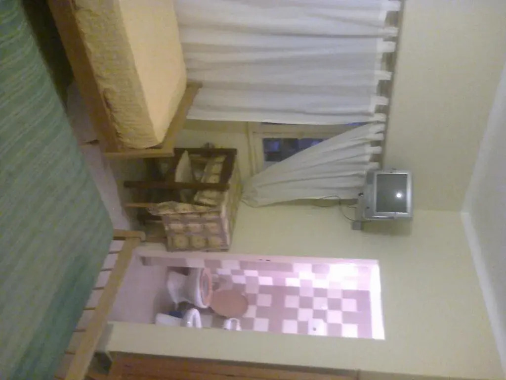 Hotel Embassy