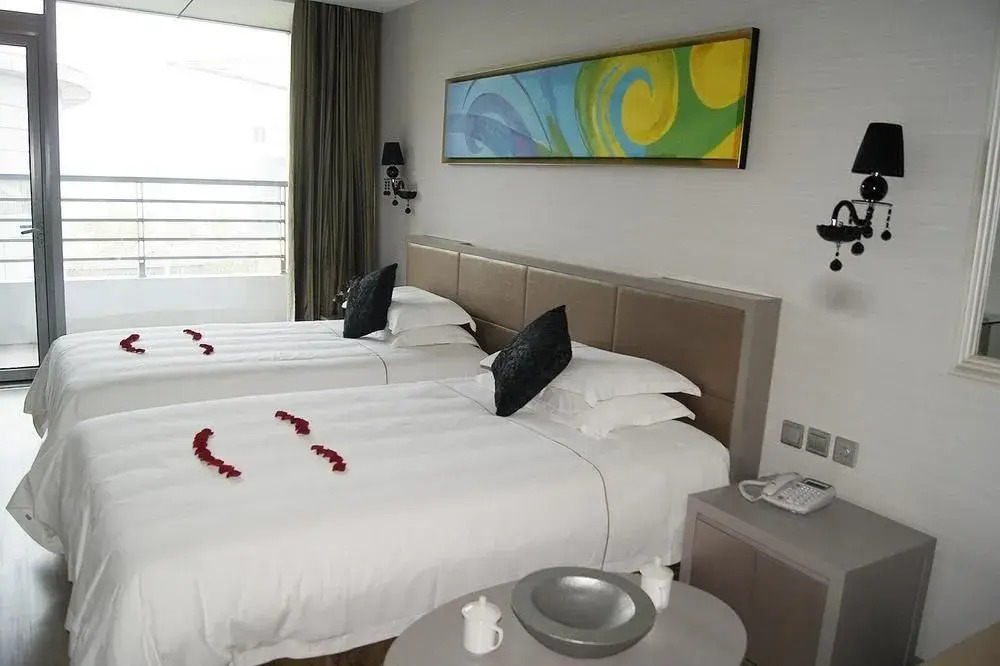 Century Sailboat Apartment Hotel