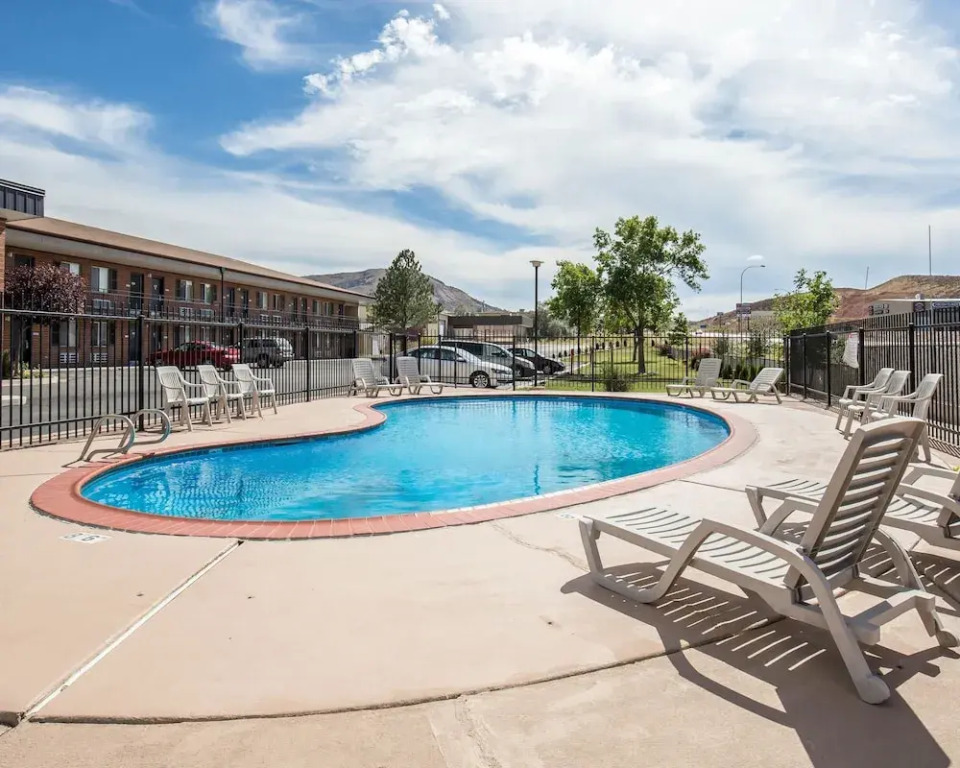 Best Western Shaheen Motel