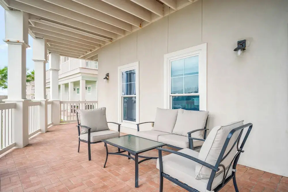 The Retreat 182 SE