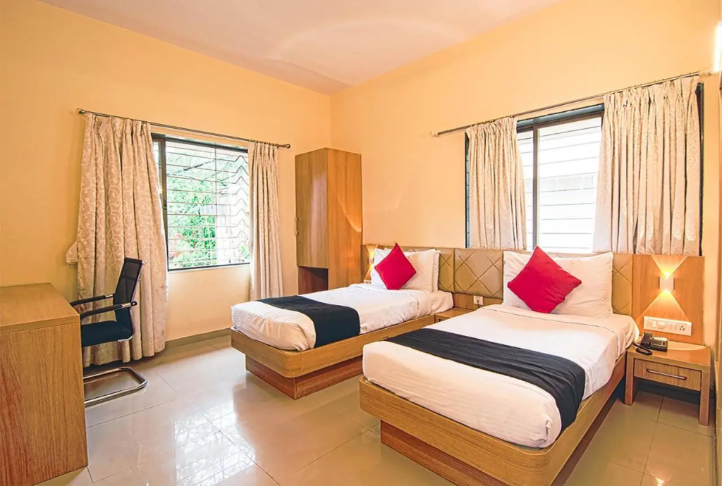 Aron Resort Lonavala Near Old Mumbai Pune Highway