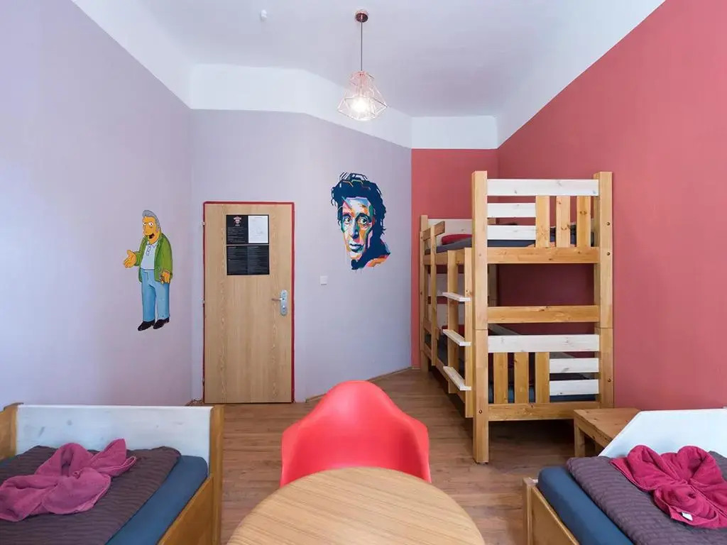 Hostel Elf