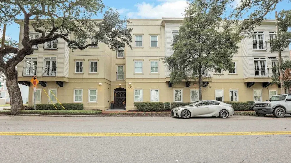 3 Suites Walkable Historic District Location The Juliette by Avantstay