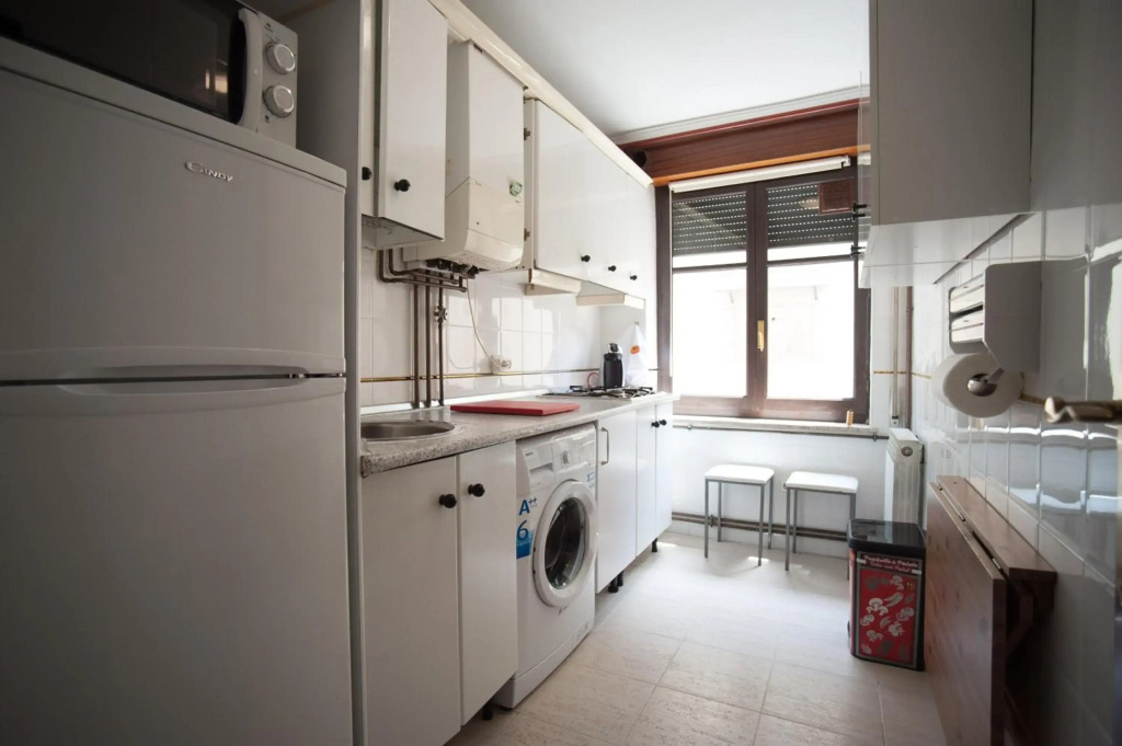 Apartamento junto a la Universidad y la Catedral