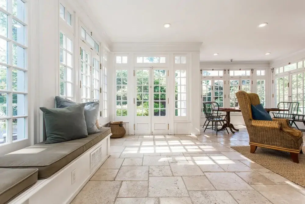 Oak Street Mansion